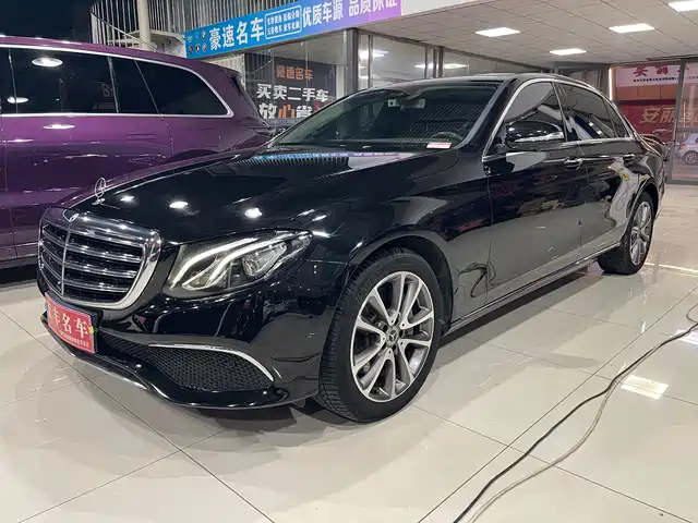 MERCEDES-BENZ E CLASS