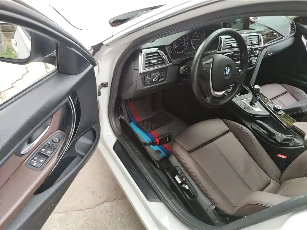 BMW 3 Series 2018 320Li Fashion Style фото 16