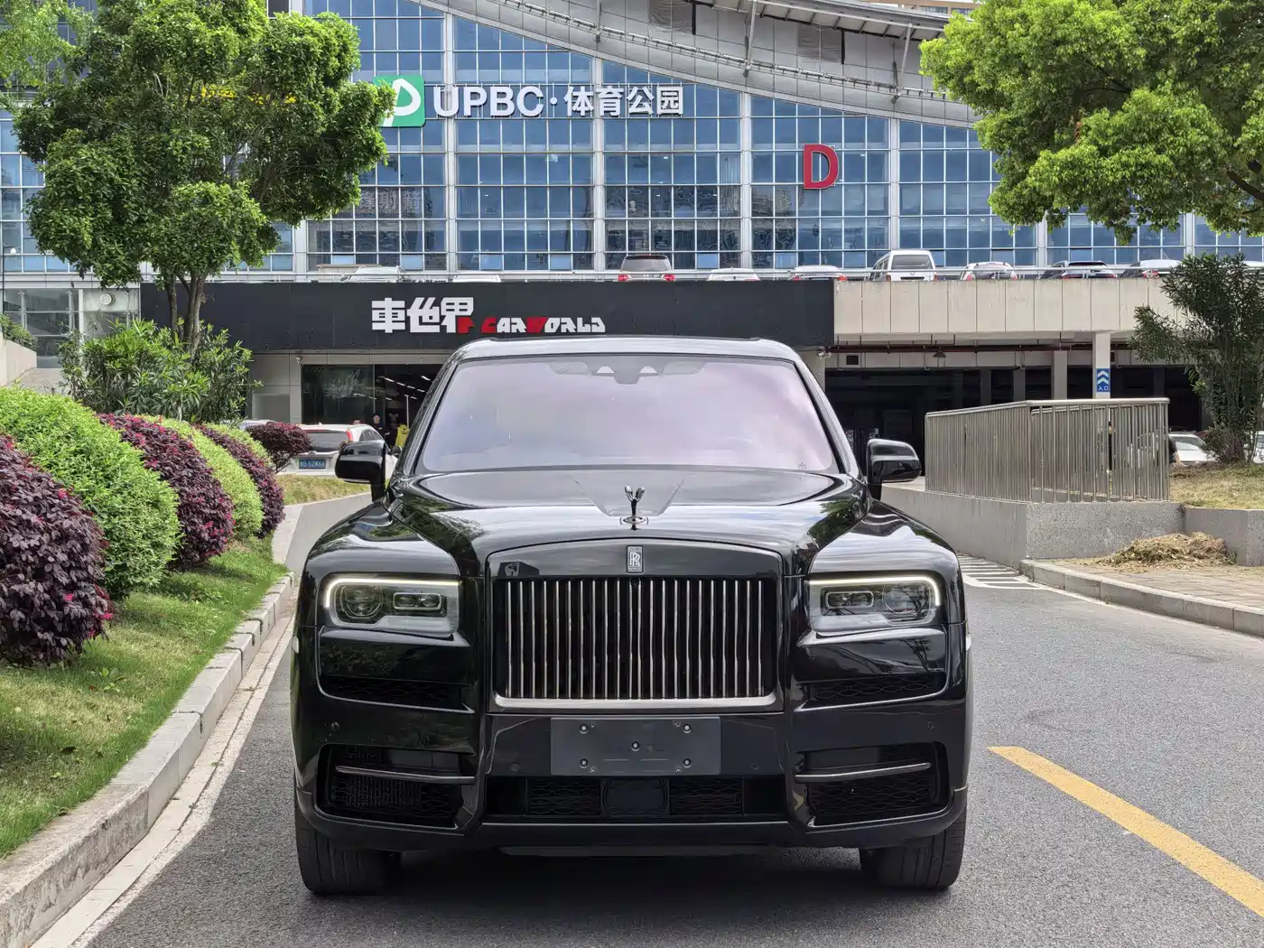 ROLLS-ROYCE CULLINAN