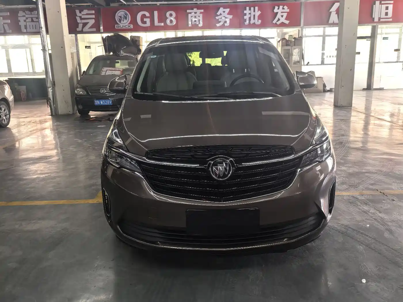 Buick GL8 2021 Land Business Class 652T Luxury фото 2