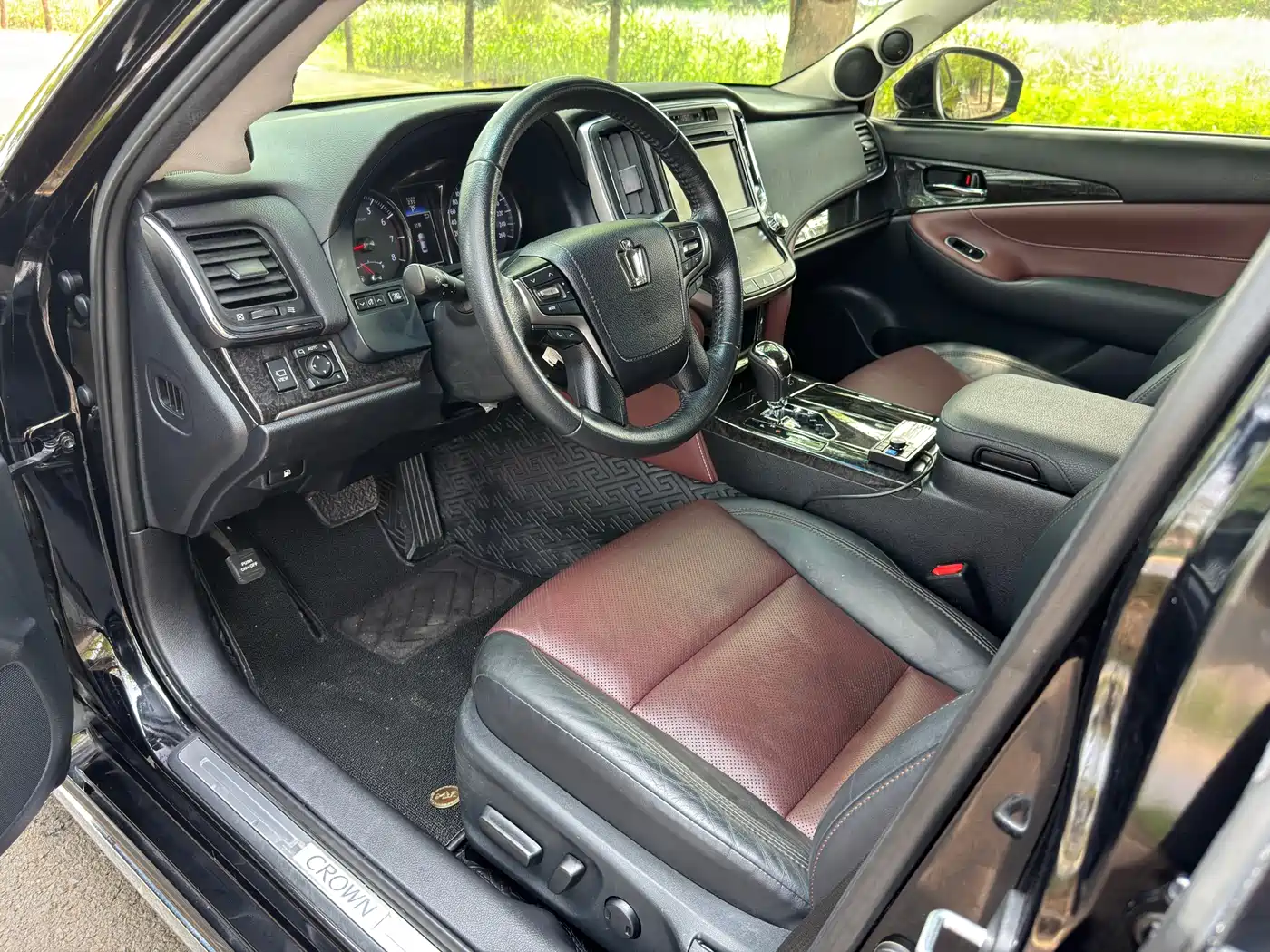 Toyota Crown 2018 2.0T Sport Edition фото 6