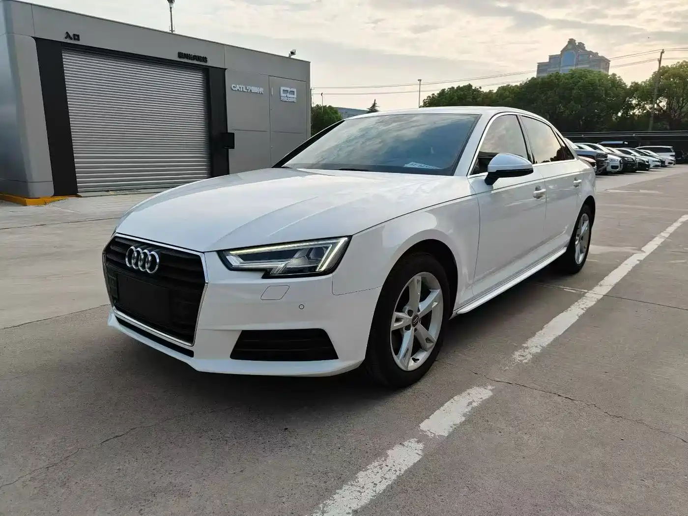 Audi A4L 2017 40 TFSI Fashion Edition