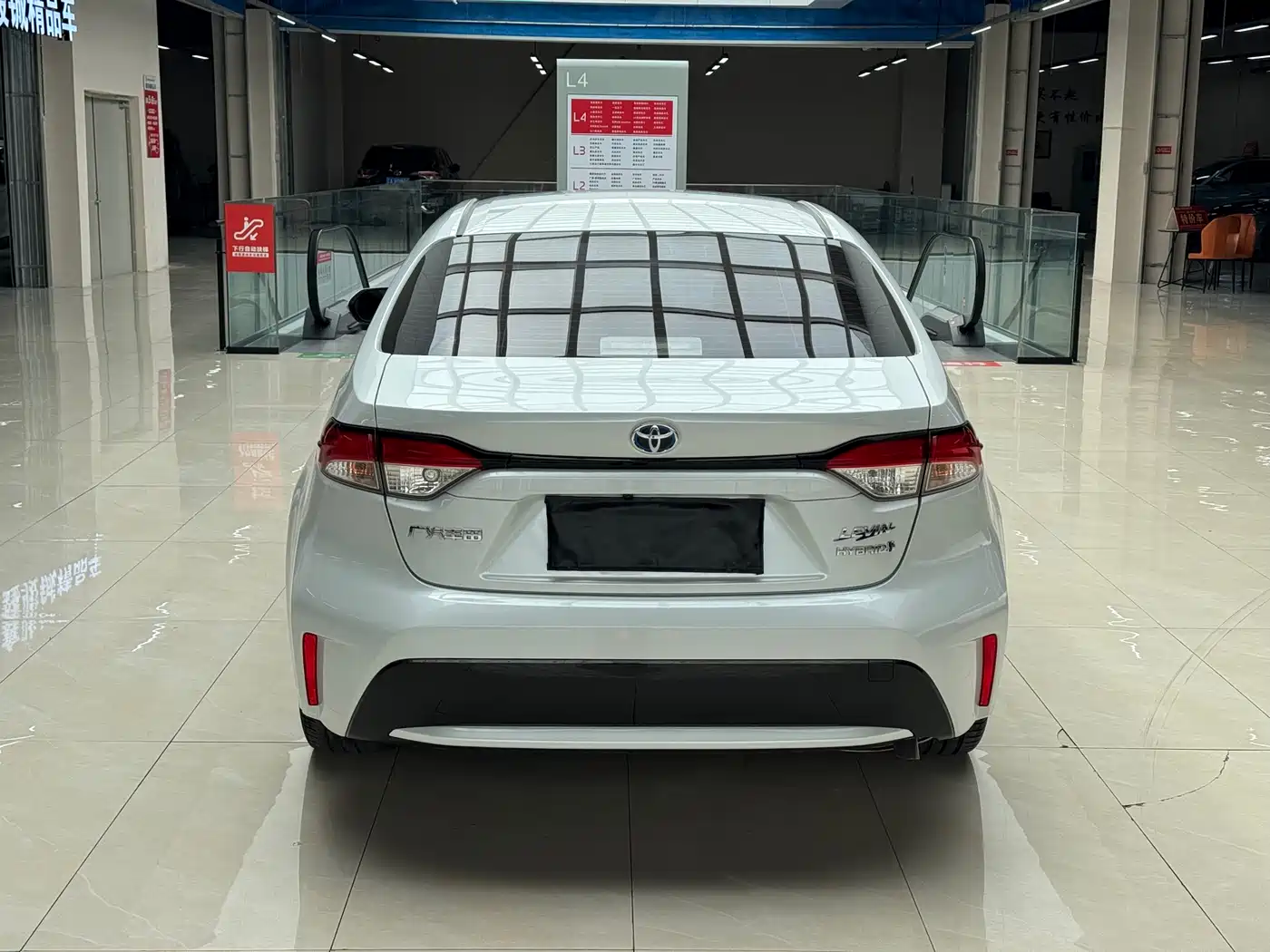 Toyota Levin 2022 Dual Engine 1.8H E-CVT Leading Edition фото 8