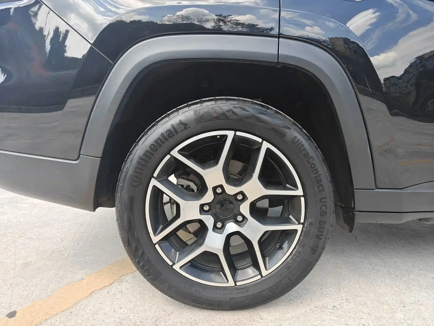Jeep Grand Commander 2022 2022 Model 2.0T 2WD Elite Edition