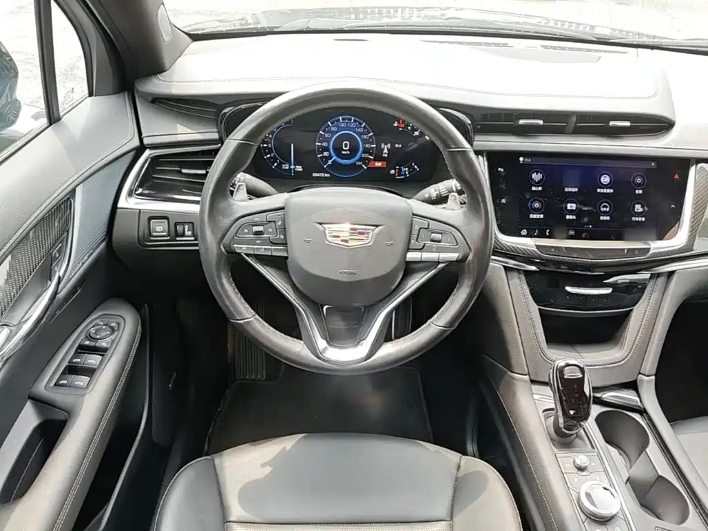 Cadillac XT6 2024 2025 2.0T 6-Seater AWD Executive Black Label Edition