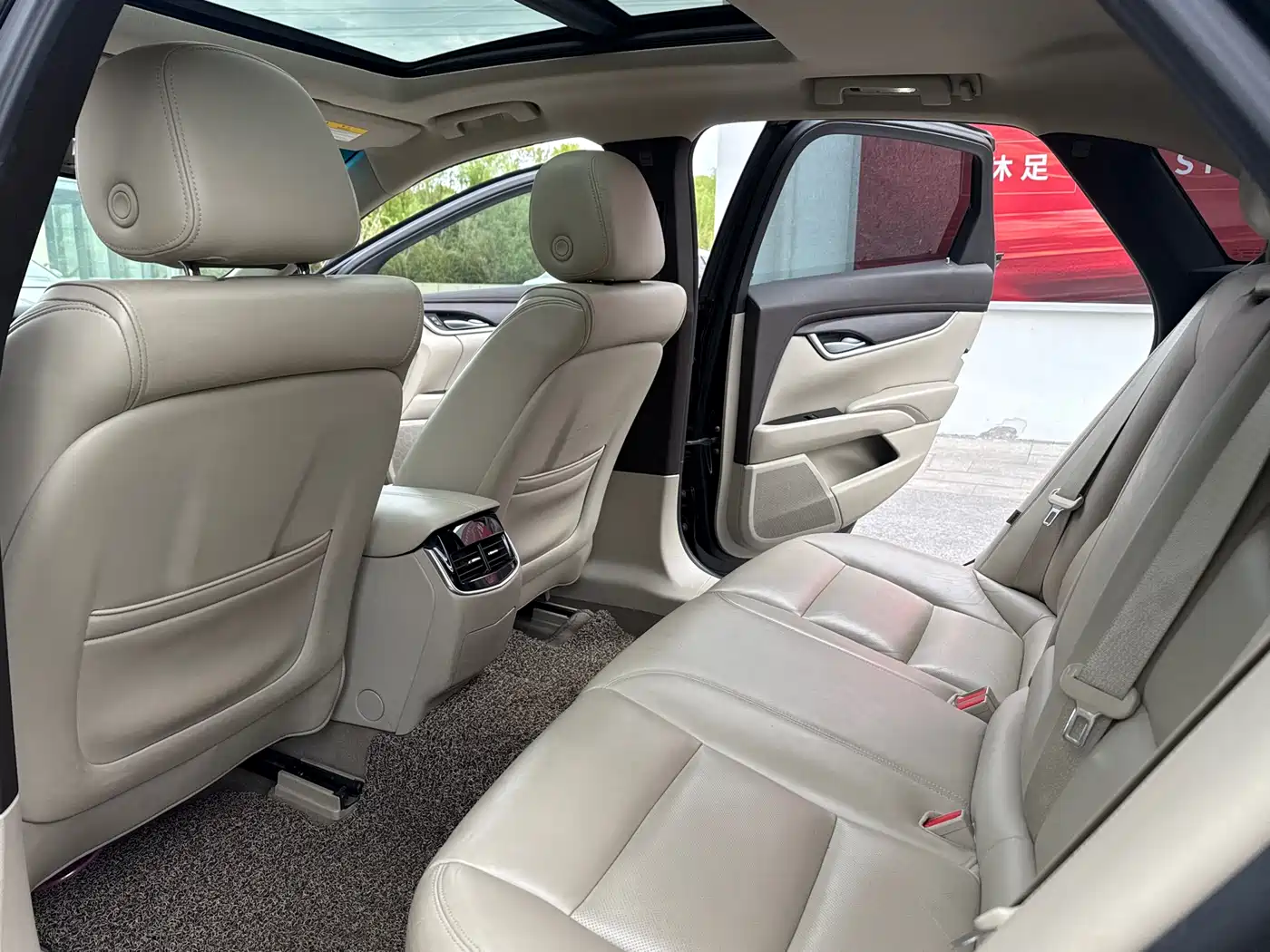 Cadillac XTS 2016 28T Technology фото 10