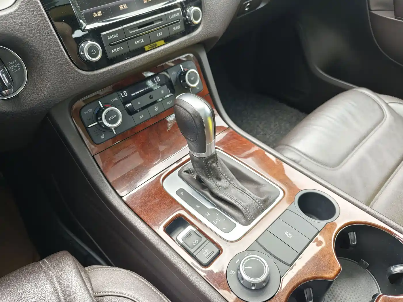 Фото 21 - Volkswagen Touareg