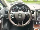 صورة 10 - Volkswagen Touareg