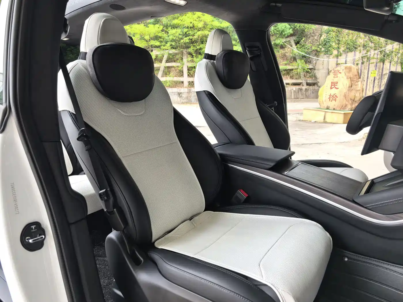Tesla Model X 2024 2023 Dual Motor All-Wheel Drive Edition
