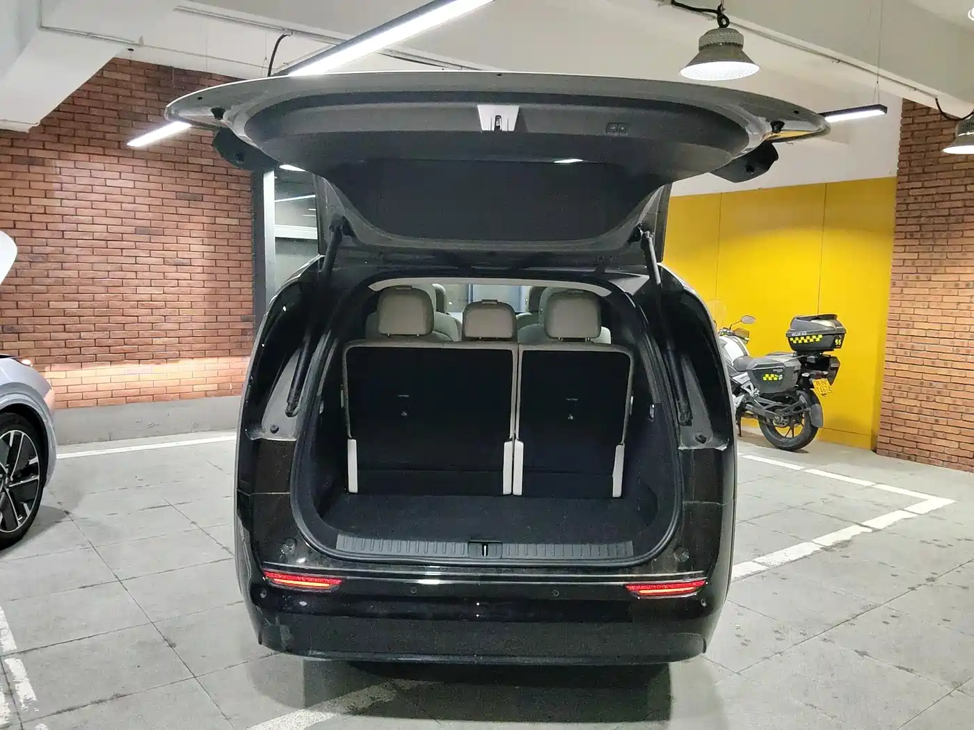 Li Auto MEGA 2024 2024 Ultra
