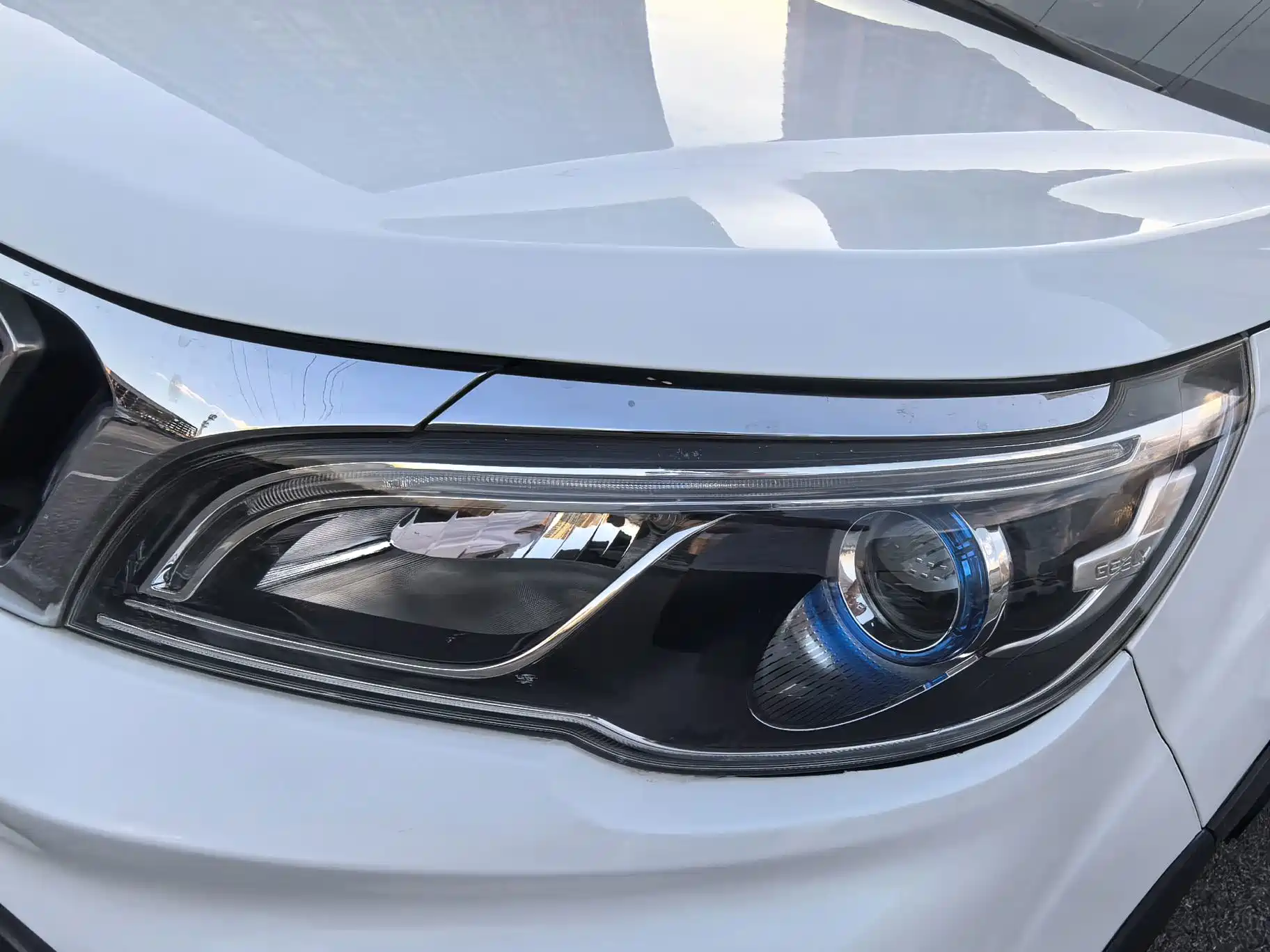 Фото 22 - Geely Vision X3