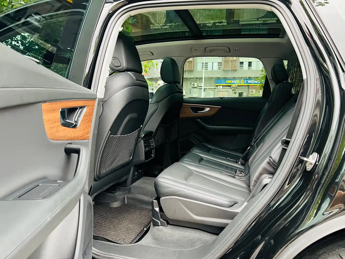 Audi Q7 2022 55 TFSI quattro S line Premium фото 11