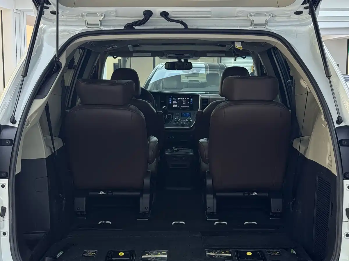 Toyota Sienna 2017 2015 3.5L 4WD L
