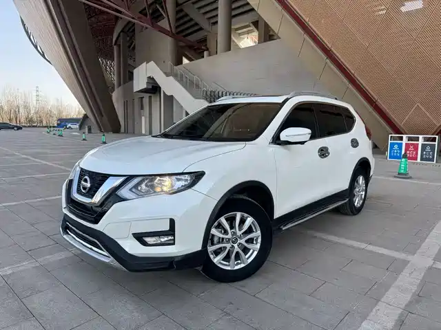 NISSAN QIJUN