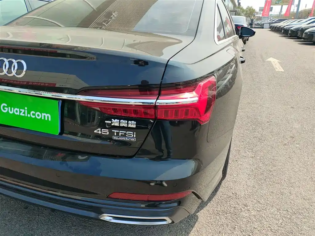 Audi A6L 2019 45 TFSI quattro Premium Dynamic фото 8