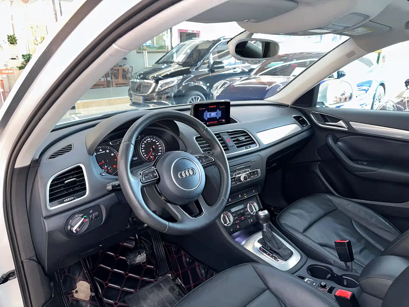 Audi Q3 2015 35 TFSI quattro Technology фото 7
