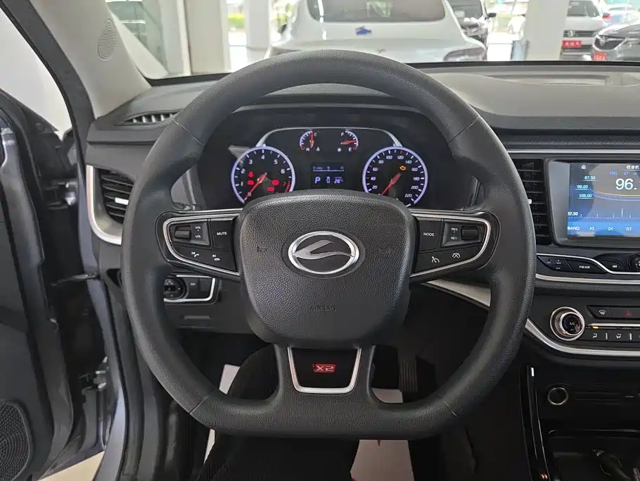 Landwind X2 2018 2017 1.6L Auto Vigorous Edition