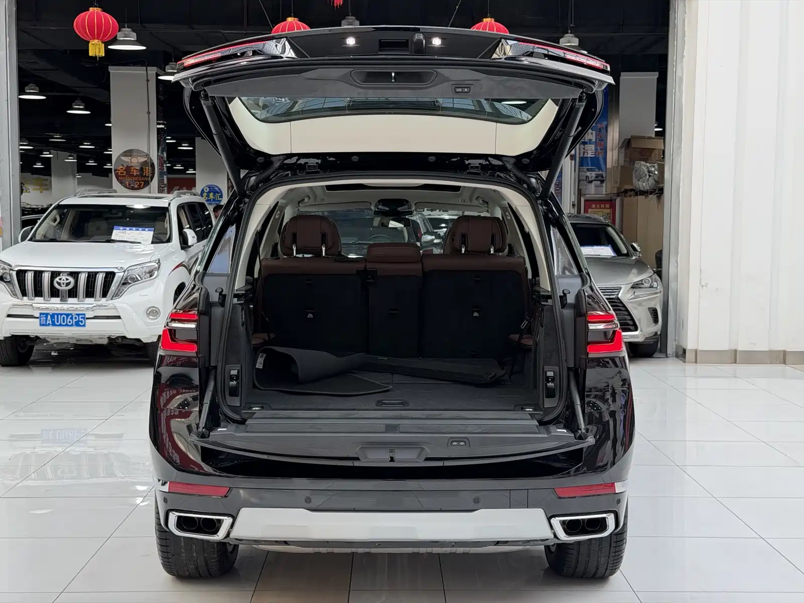 Фото 20 - BMW X7