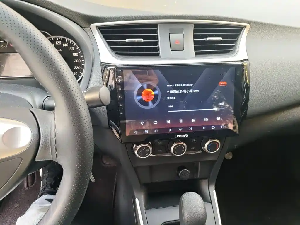 Nissan SYLPHY, миниатюра 6