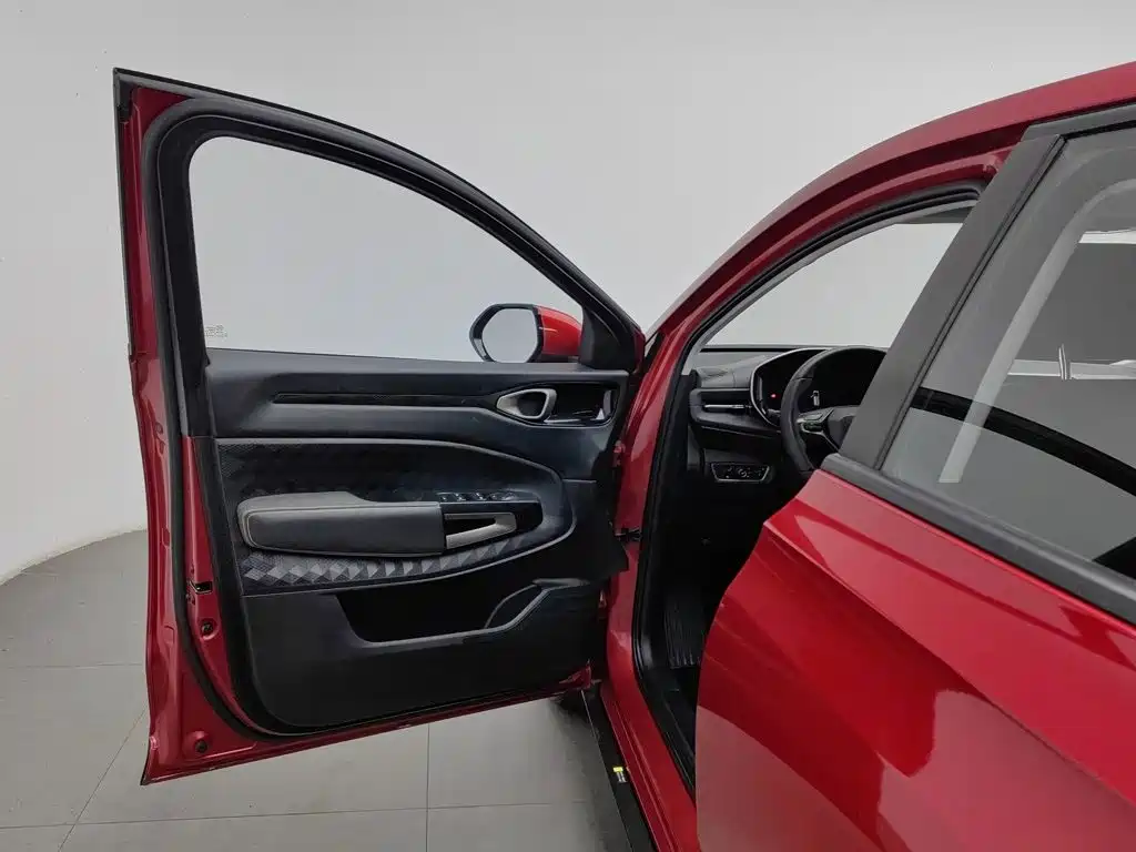 Baojun RM-5 2021 2019 1.5T Manual 24-hour Online Elite 5-seater