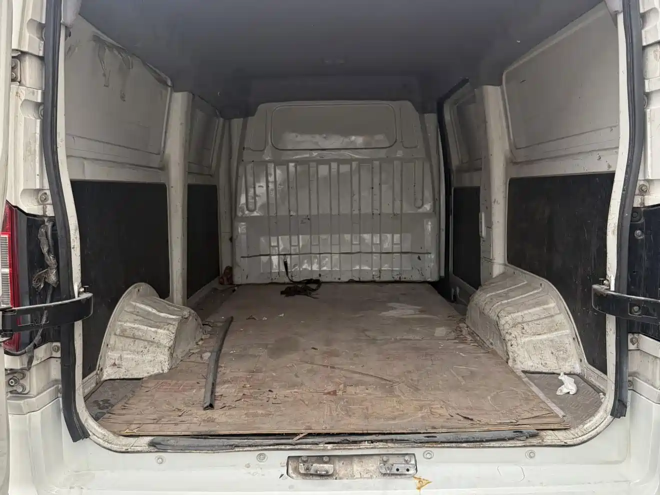 Dongfeng Yufeng Yufeng EM26 2024 2023 Model Premium Edition 41.86kWh CATL