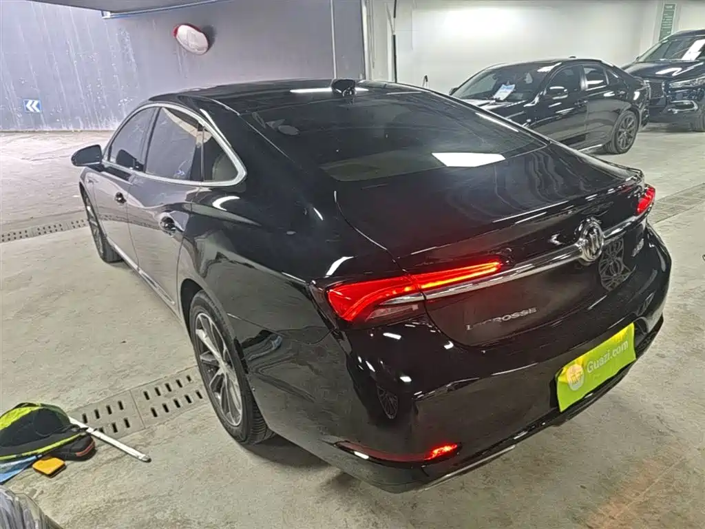 Buick LaCrosse 2019 28T Luxury Edition фото 5