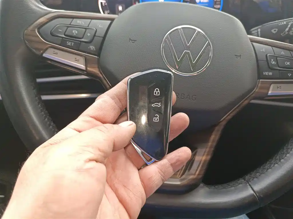 Volkswagen Talagon 2023 Facelift 380TSI 4WD Luxury Premium Pro Edition 6-Seater фото 9