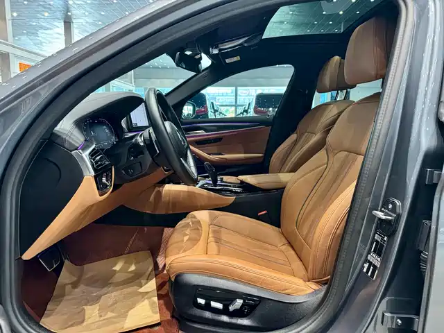 BMW 5 Series (Import) 2022 Facelift 530i Style Edition M Sport Package — фото 4