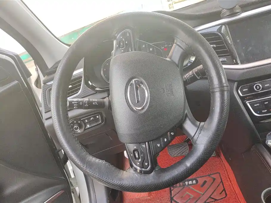 GAC Trumpchi Trumpchi GS7 2017 320T 4WD Luxury Smart Connect фото 15