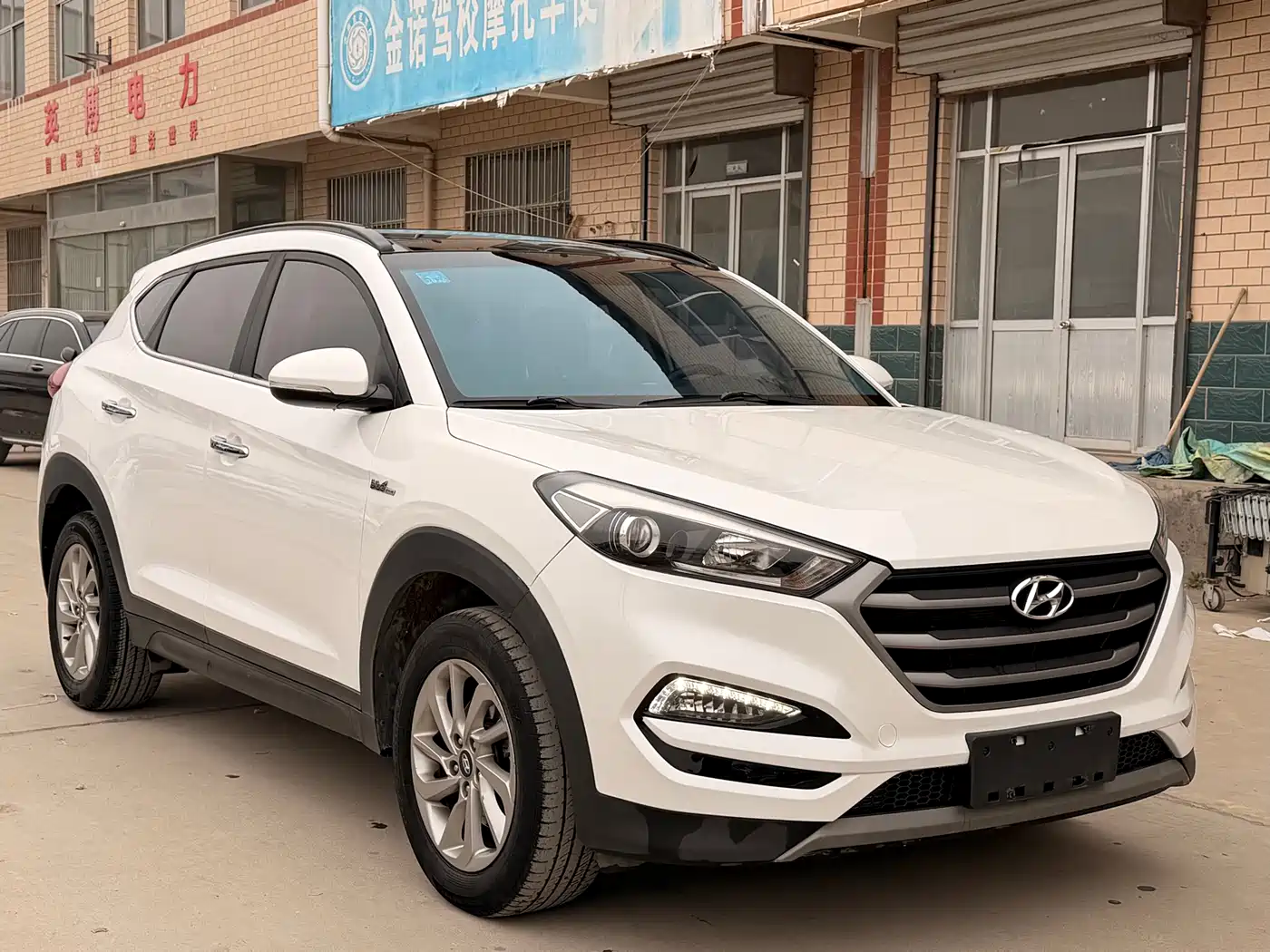 HYUNDAI TUCSON