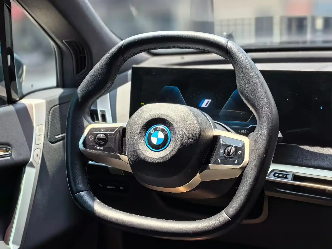 BMW iX 2023 2022 xDrive40