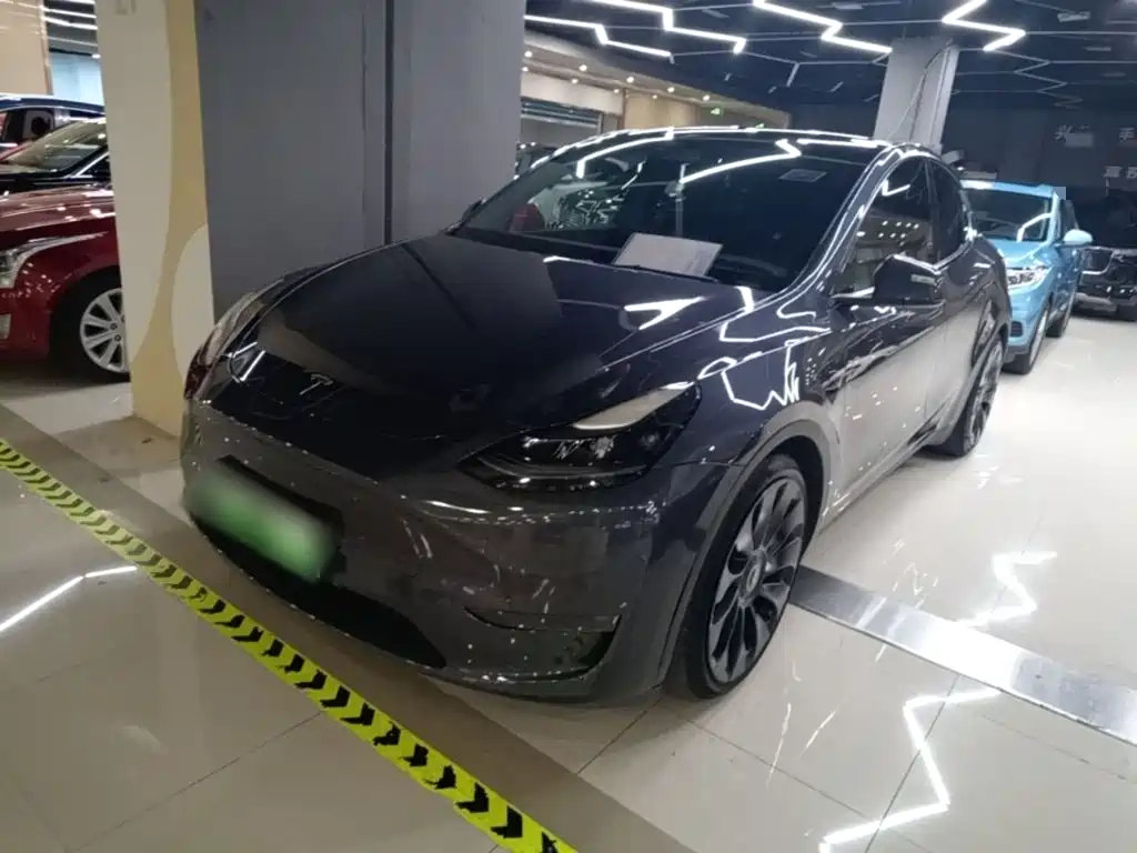 Tesla Model Y 2022