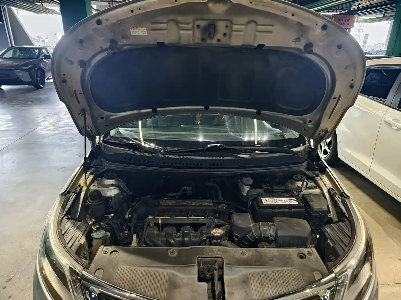 Kia K2 2012 2012 Sedan 1.4L AT GLS Commemorative Edition
