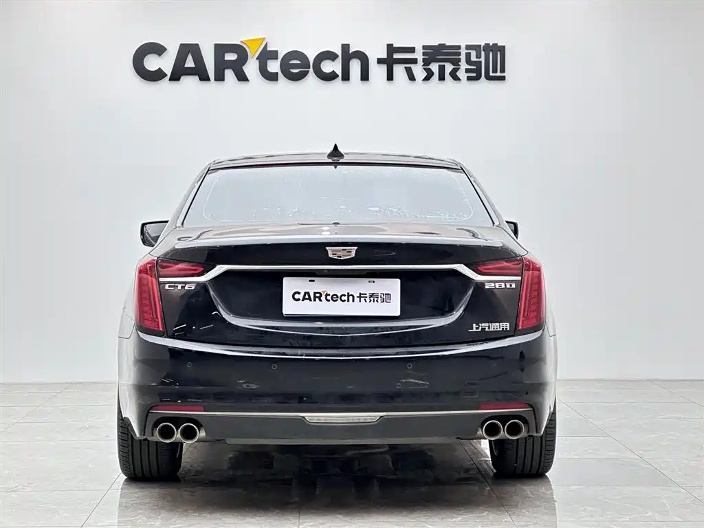 CADILLAC CT6