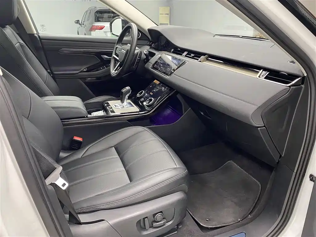 Land Rover Range Rover Evoque 2022 Range Rover Evoque L 249PS R-Dynamic Luxury Edition фото 12