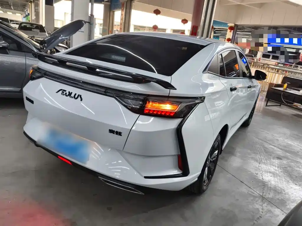 DONGFENG FENGSHEN YI HYUN