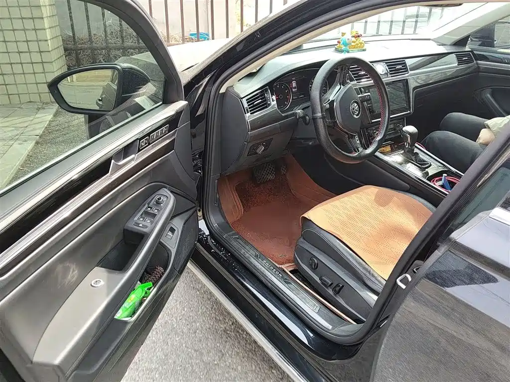 Volkswagen Phideon 2019 380TSI 2WD Business Edition China VI фото 14