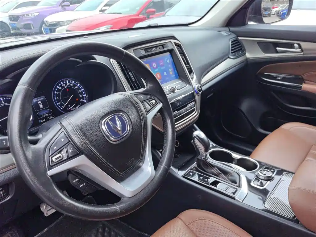 Changan CS95 2017 2017 2.0T 2WD Intelligent Expansion Edition
