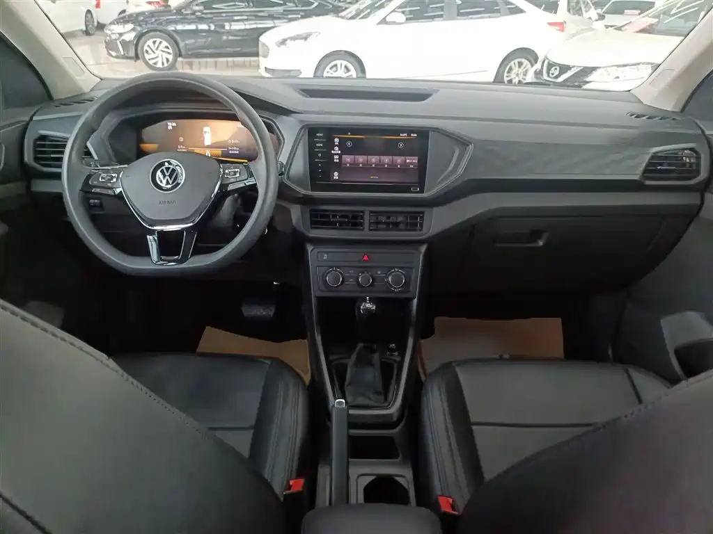 VOLKSWAGEN TU KAI