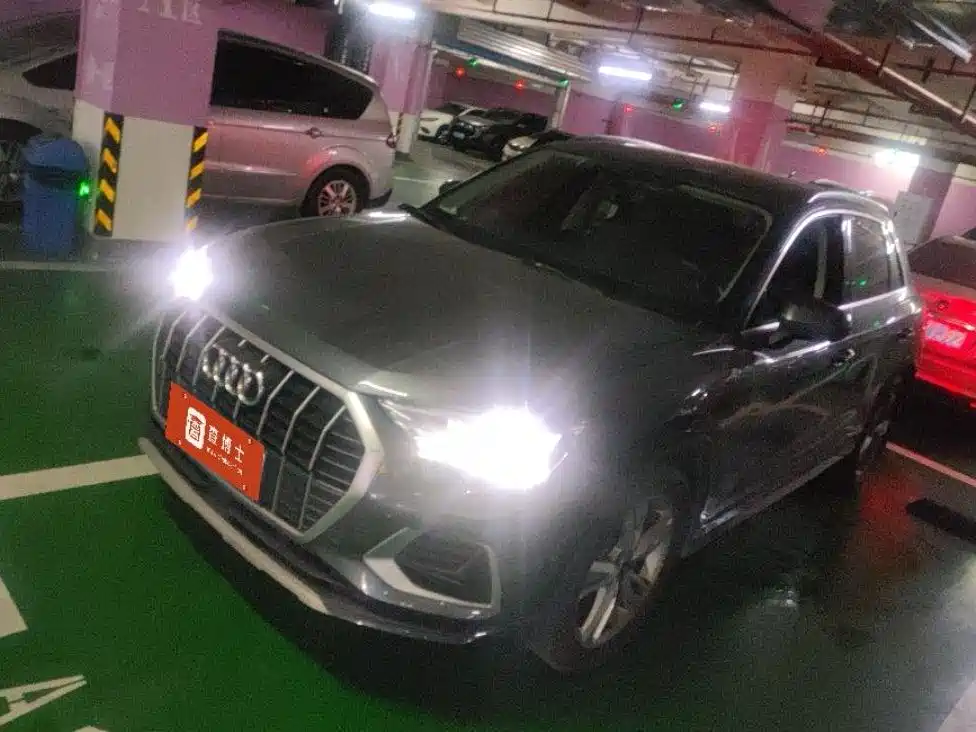 Audi Q3 2023 35 TFSI Fashion Dynamic (1.4T)
