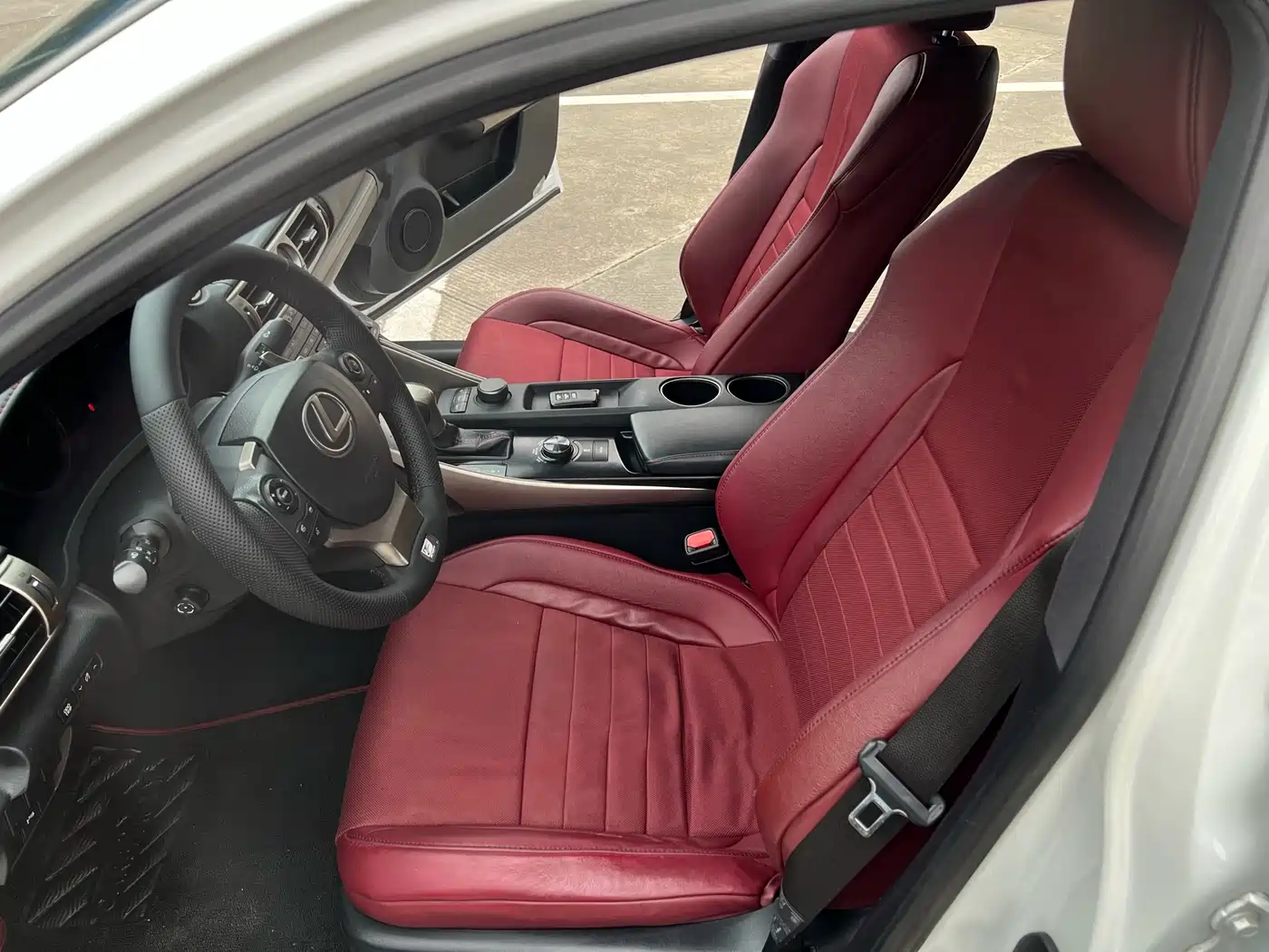Lexus IS 2013 250 F SPORT фото 20
