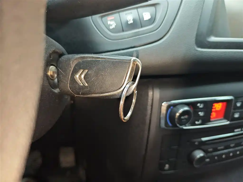 Фото 9 - Citroën C5