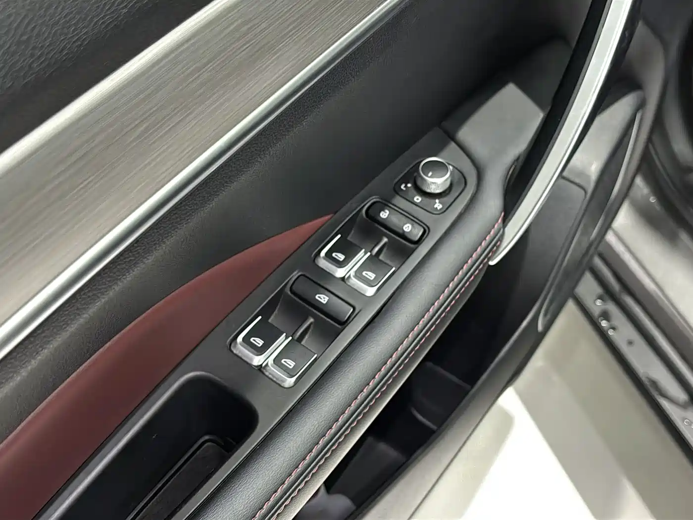 GEELY AUTOMOBILE BINYUE