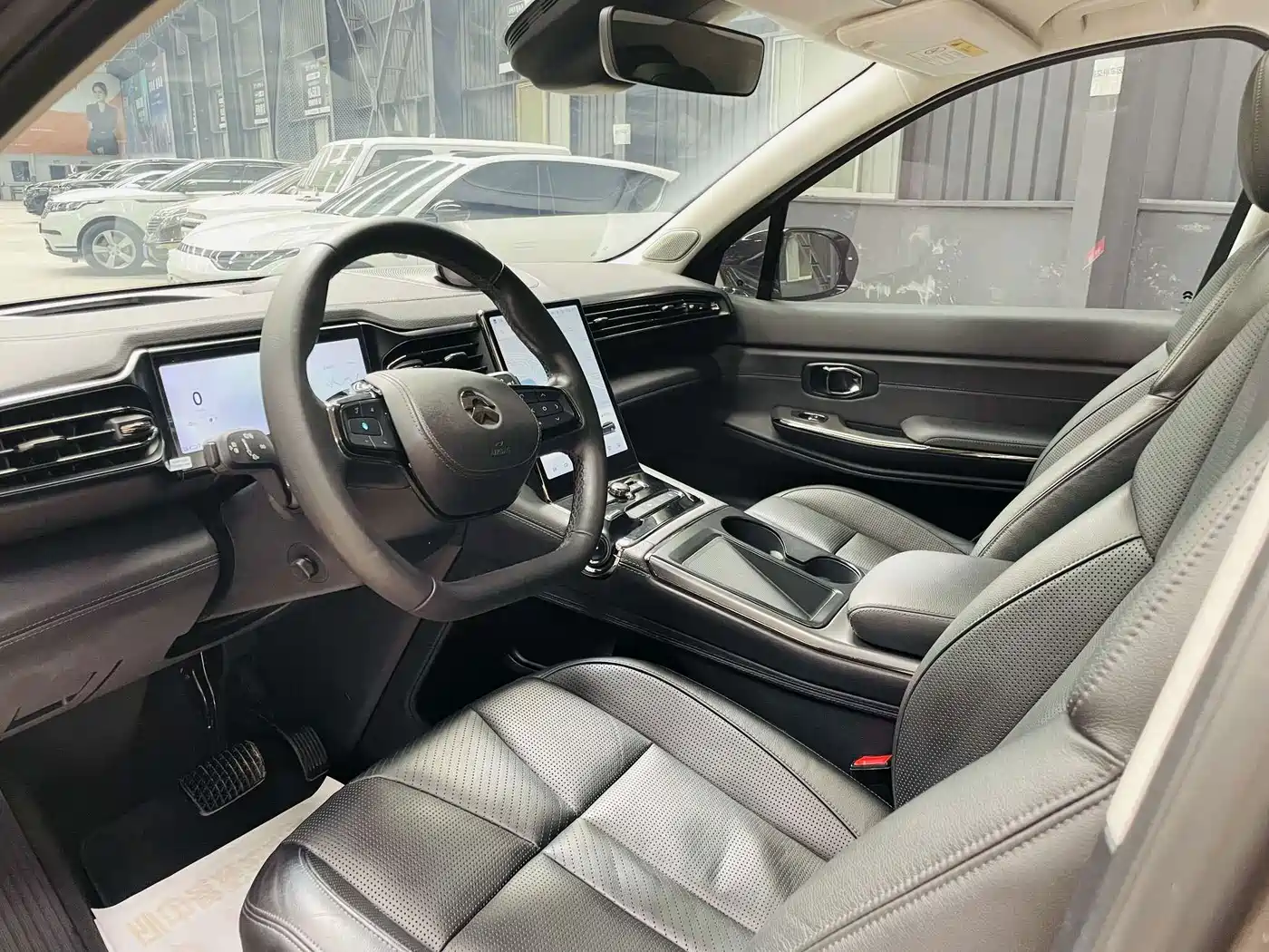 NIO ES8 2022 2020 580KM Signature Edition 7-Seater