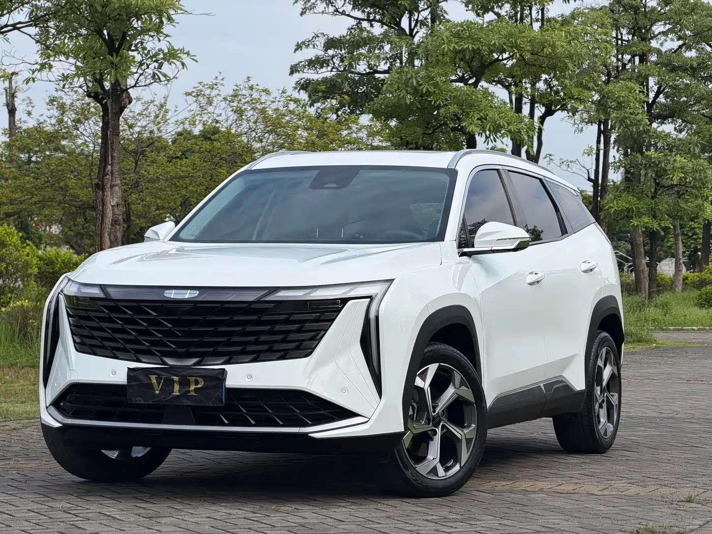 Geely Boyue L 2023 — пригон из Китая