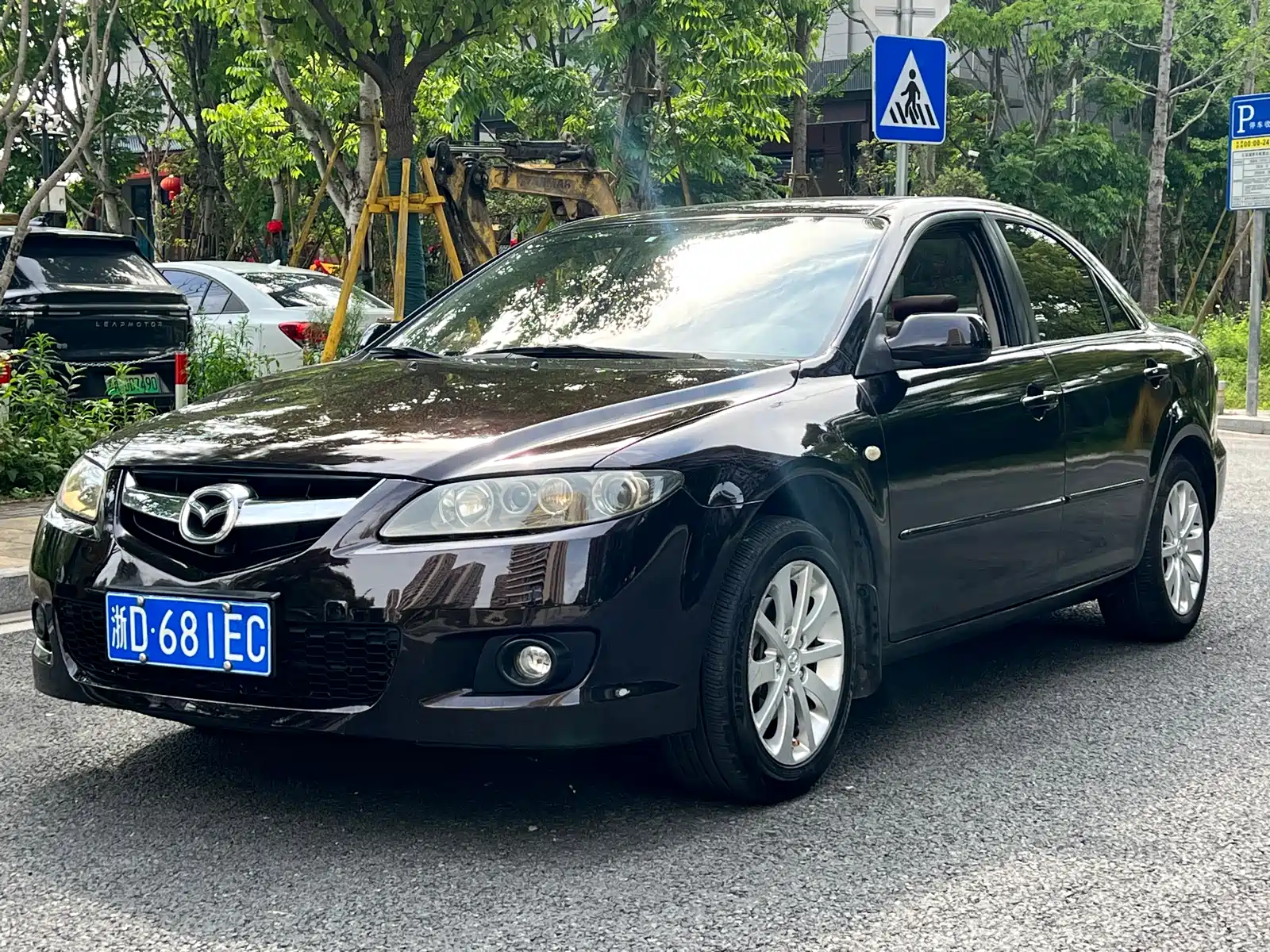 Photo 1 - Mazda 6