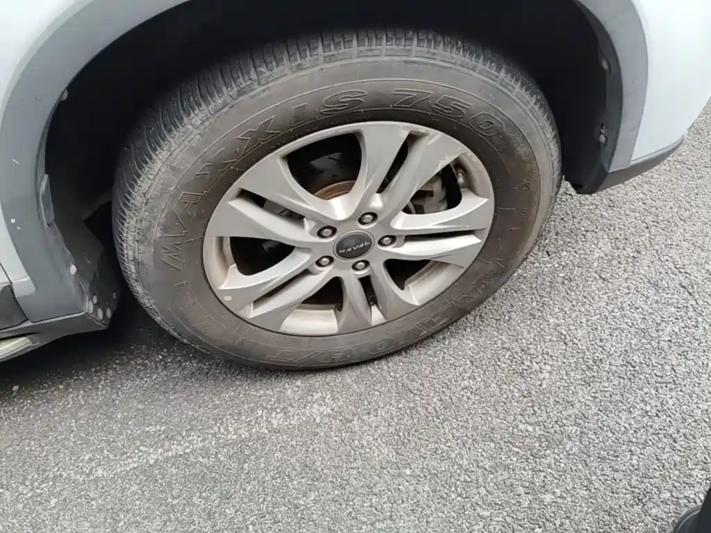 Photo 12 - Haval H6