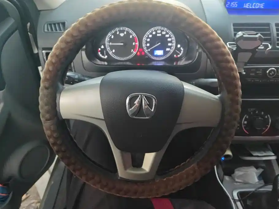 BAIC Weiwang M20 2015 2014 1.5L Utility BJ415A