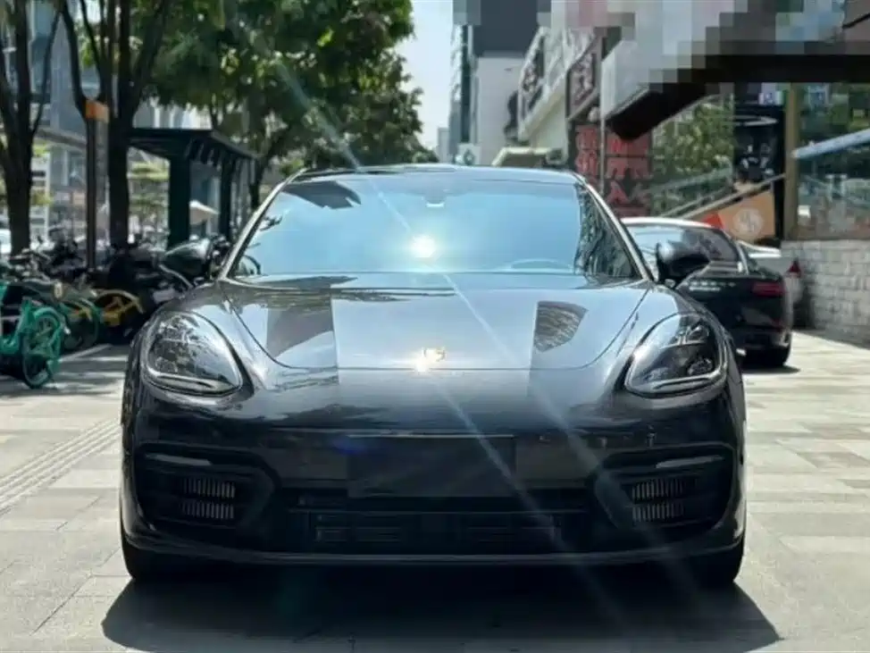 Porsche Panamera 2023 Facelift Panamera Executive Long Wheelbase Platinum Edition 2.9T фото 2