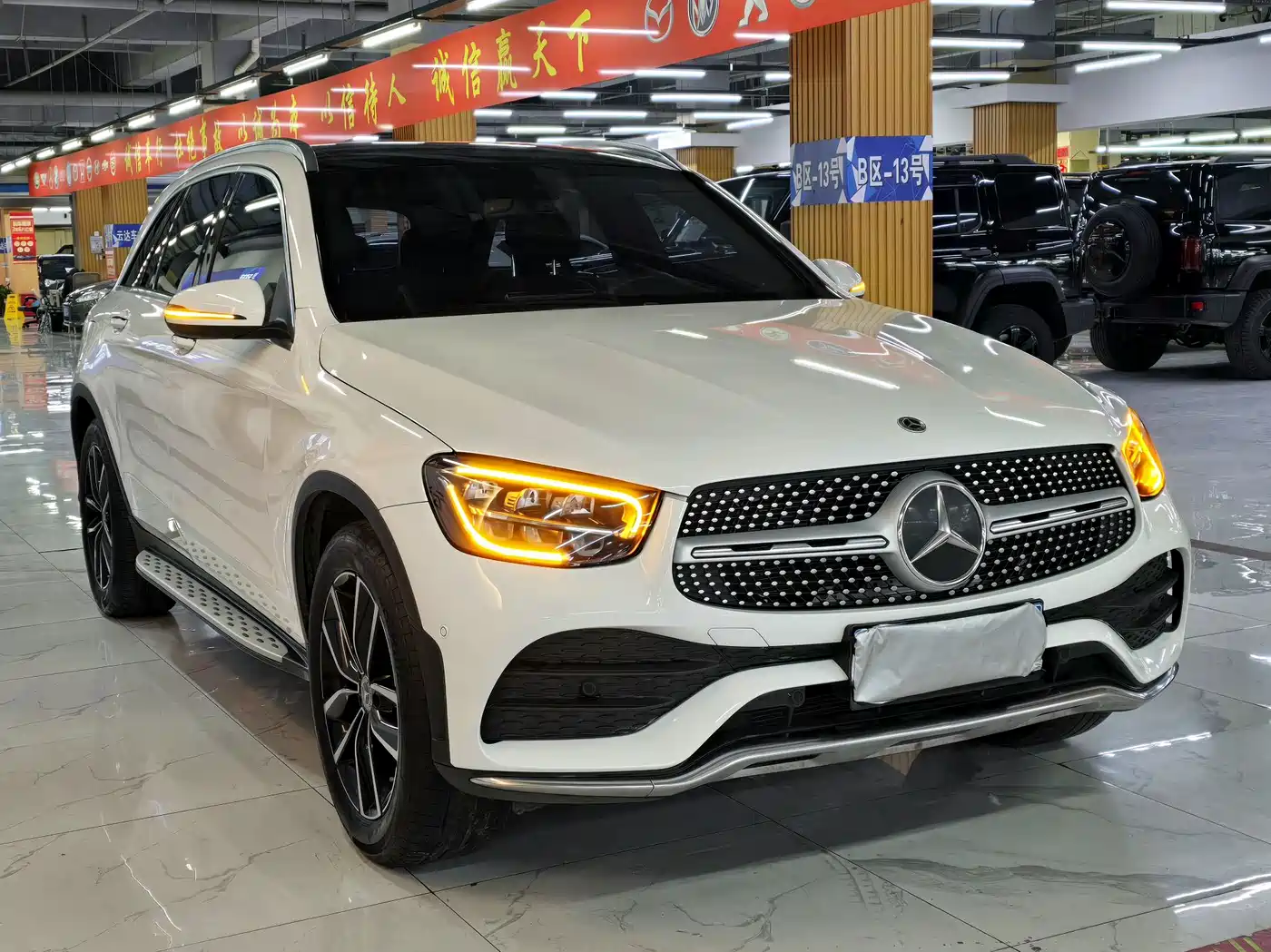 Mercedes-Benz GLC 2021 GLC 260 L 4MATIC Luxury фото 3
